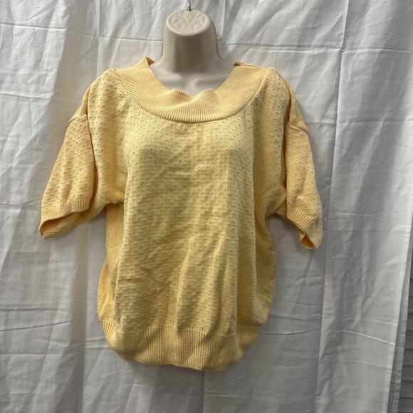 Vintage Rare Sakura Sport Yellow Knit Tee Short Sleeve Sweater Size Large/XL - Picture 2 of 8
